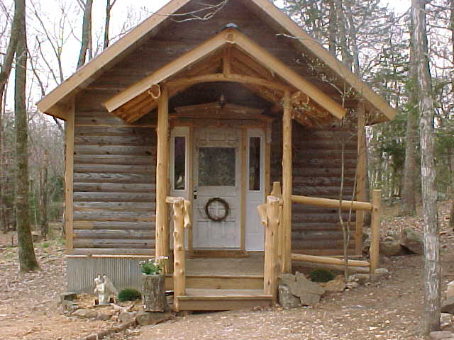 Virtual Tour of Lil Cabin in the Woods!